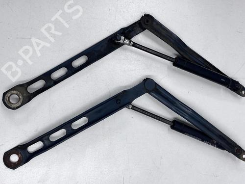 hingedoor-check-strap-bmw-5-e34-1987-1988-1989-1990-1991-1992-1993-1994-1995-39675719 main image