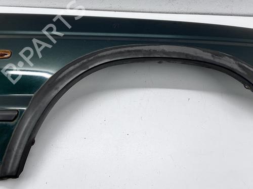 Guarda-lamas esquerdo Guarda-lamas esquerdo LAND ROVER DISCOVERY II (L318) 2.5 Td5 4x4 (139 hp) 39678356 39678356