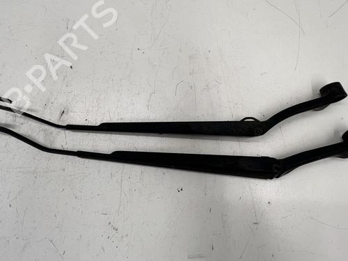 rear-windshield-wiper-arm-lexus-is-i-_e1_-1999-2000-2001-2002-2003-2004-2005-39671255 main image