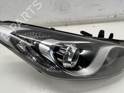 Used Right headlight Right headlight HYUNDAI i30 (GD) 1.4 CRDi (90 hp) 39682736 39682736