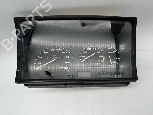 Used Instrument cluster Instrument cluster VW POLO Coupe (86C, 80) 1.3 Cat (55 hp) 39673058 39673058