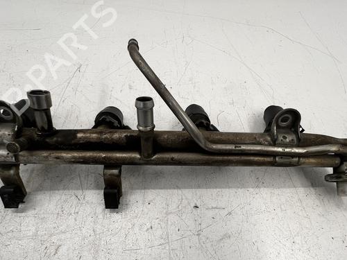 Injection rail BMW 3 Compact (E36) 316 i | BP39680385M98 - Image 3