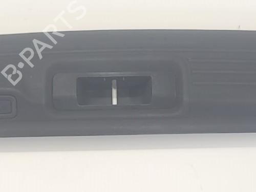 Used Luggage compartment floor Luggage compartment floor LAND ROVER RANGE ROVER IV (L405) 4.4 SDV8 4x4 (340 hp) 39672855 39672855