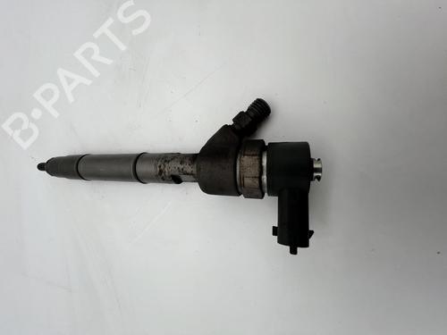 Used Injector Injector KIA CERATO I Saloon (LD) 1.5 CRDi (102 hp) 39678507 39678507