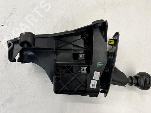 Used Gear lever Gear lever OPEL VIVARO C Bus (K0) 1.5 (120 hp) 39673846 39673846