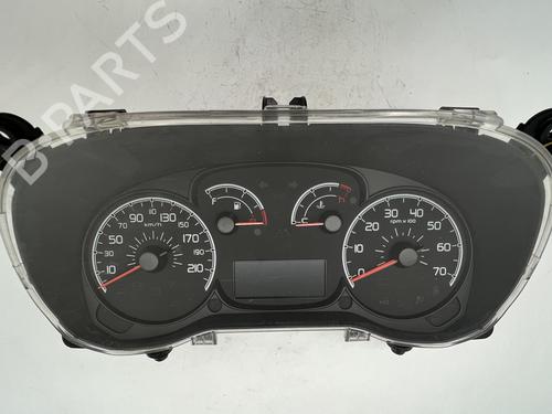 Used Instrument cluster Instrument cluster FIAT DOBLO Box Body/MPV (223_) 1.6 16V (223ZXD1A) (103 hp) 39679481 39679481