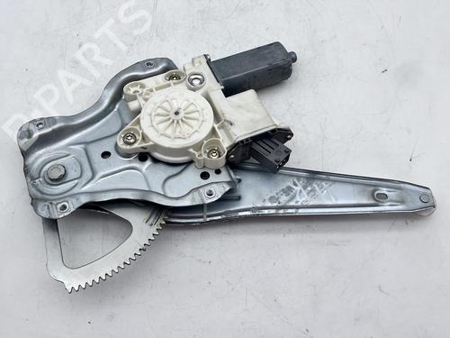 Used Right rear window motor Right rear window motor TOYOTA AVENSIS Estate (_T25_) 2.0 VVT-i (AZT250_, AZT250R) (147 hp) 39671652 39671652