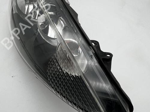 Used Right headlight Right headlight FORD FIESTA VI (CB1, CCN) 1.25 (60 hp) 40262293 40262293