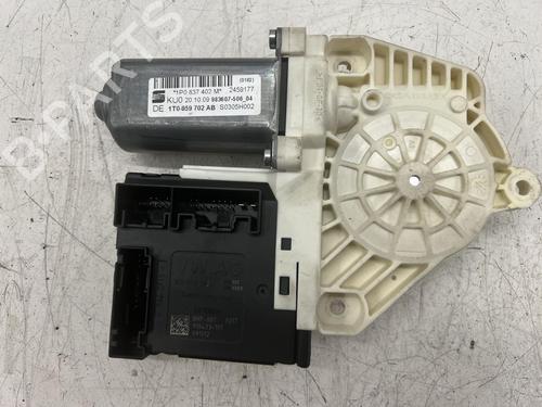 Used Right front window motor Right front window motor SEAT LEON (1P1) 1.4 16V (86 hp) 39986336 39986336