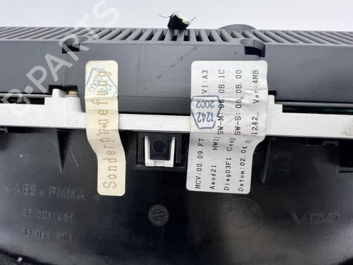 Instrument cluster BMW 7 (E65, E66, E67) 740 d | BP39671956C47 - Image 4
