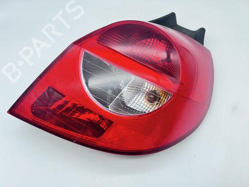 Used Right taillight Right taillight RENAULT CLIO III (BR0/1, CR0/1) 1.2 16V (BR02, BR0J, BR11, CR02, CR0J, CR11) (75 hp) 39680102 39680102
