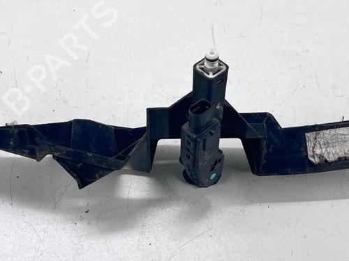 Used Front bumper bracket Front bumper bracket VW PHAETON (3D1, 3D2, 3D3, 3D4, 3D6, 3D7, 3D8, 3D9) 5.0 V10 TDI 4motion (313 hp) 40091195 40091195