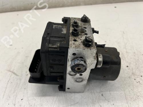 abs-pump-audi-a4-b6-8e2-2000-2001-2002-2003-2004-2005-39674331 main image