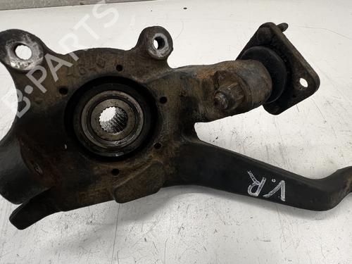 Used Right front steering knuckle Right front steering knuckle RENAULT 25 (B29_) 2.7 V6 Injection (B298) (141 hp) 39670011 39670011