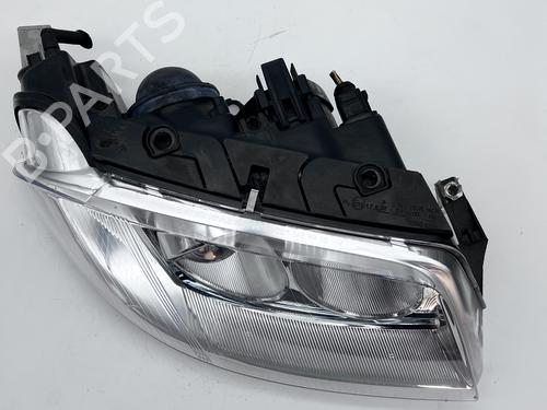 Right headlight VW PASSAT B5.5 Variant (3B6) 1.8 T 20V | BP39679530C29 - Image 2