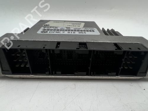 engine-control-unit-ecu-bmw-3-touring-e46-1999-2000-2001-2002-2003-2004-2005-39670297 main image