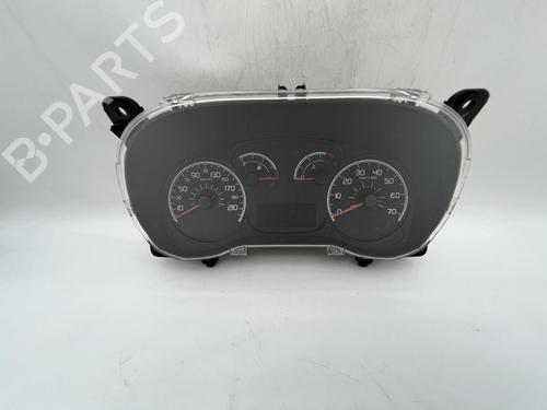 Used Instrument cluster Instrument cluster FIAT DOBLO Cargo (263_) 1.3 D Multijet (90 hp) 39679251 39679251