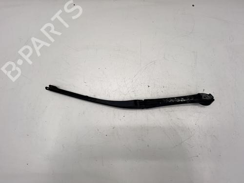 front-windshield-wiper-arm-bmw-5-e39-1995-1996-1997-1998-1999-2000-2001-2002-2003-39673424 main image