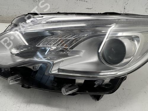 Used Left headlight Left headlight PEUGEOT 2008 I (CU_) 1.2 THP 110 / PureTech 110 (110 hp) 39672766 39672766