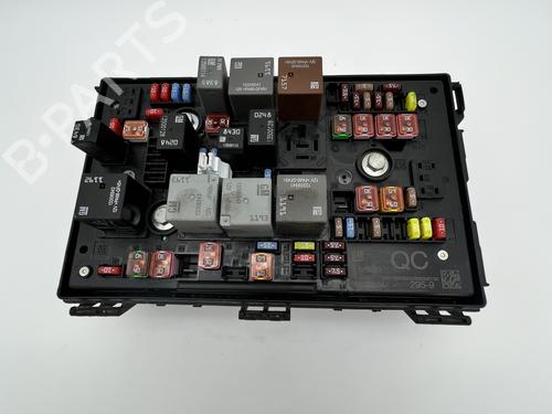 Fuse box OPEL ASTRA J (P10) 1.6 (68) | BP39677899E1 - Image 7