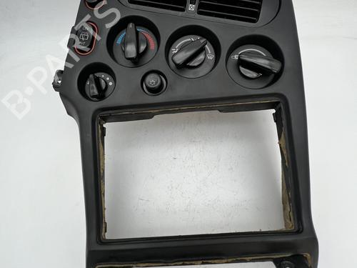 Commande Chauffage Commande Chauffage MITSUBISHI ECLIPSE I (D2_A) 2.0 i 16V (D22A, D27A) (150 hp) 39674364 39674364