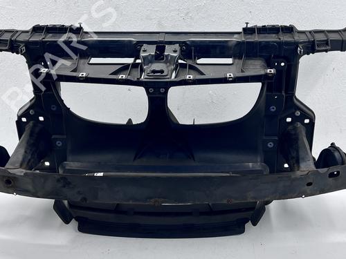 Frontplate/Frontkurv Frontplate/Frontkurv BMW 1 (E87) 120 i (150 hp) 39676220 39676220