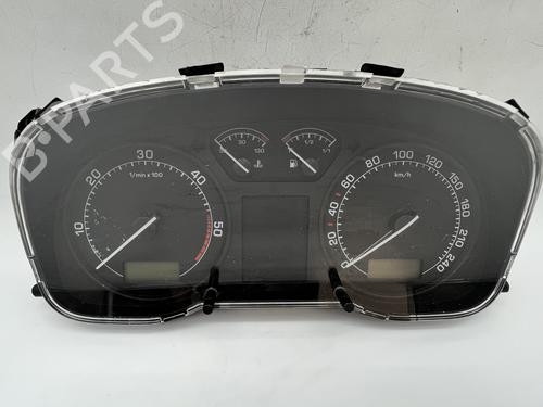 Used Instrument cluster Instrument cluster SKODA OCTAVIA I (1U2) 1.9 TDI (110 hp) 39678389 39678389