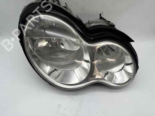 Used Right headlight Right headlight MERCEDES-BENZ C-CLASS T-Model (S203) C 220 CDI (203.208) (150 hp) 39679611 39679611