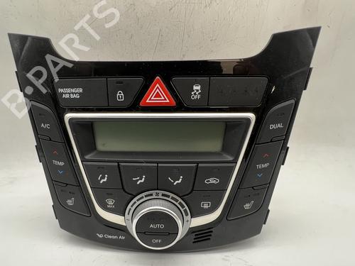 Used Climate control Climate control HYUNDAI i30 (GD) 1.4 CRDi (90 hp) 39675860 39675860