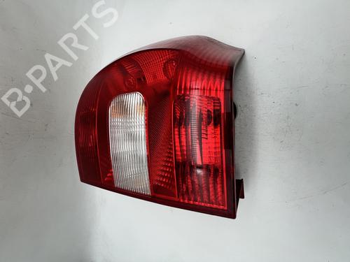 Left taillight SKODA YETI (5L) 2.0 TDI 4x4 | BP39671388C34 - Image 2
