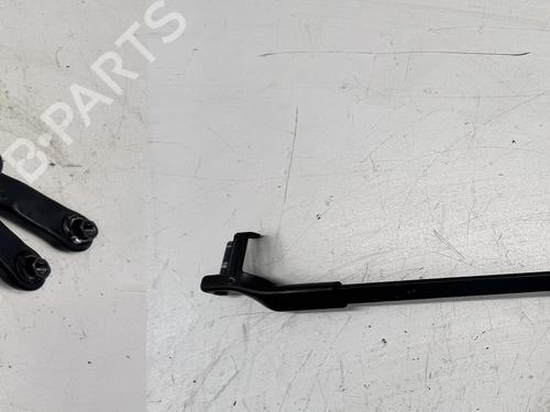Used Rear windshield wiper arm Rear windshield wiper arm MERCEDES-BENZ S-CLASS (W220, V220) S 500, S 500 L (220.075, 220.175, 220.875) (306 hp) 39675293 39675293