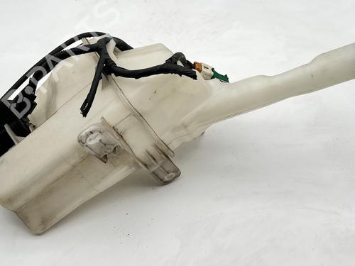 Used Windscreen washer tank Windscreen washer tank HYUNDAI i20 I (PB, PBT) 1.2 (78 hp) 39682637 39682637