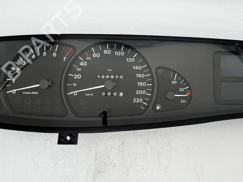 Used Instrument cluster Instrument cluster OPEL OMEGA B Estate (V94) 2.0 16V (F35, M35, P35) (136 hp) 39679539 39679539