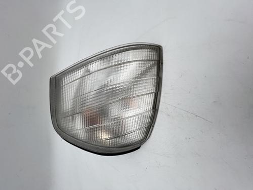 Blinklys fortil venstre Blinklys fortil venstre MERCEDES-BENZ C-CLASS (W202) C 200 (202.020) (136 hp) 39683091 39683091