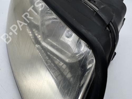 Right headlight AUDI A4 B6 (8E2) 2.0 FSI | BP39675873C29 - Image 2