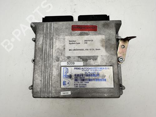 Øvrige styreenhet Øvrige styreenhet BMW 5 Touring (E34) 520 i (150 hp) 39675349 39675349