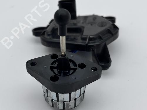Used Headlight adjuster motor Headlight adjuster motor BMW 7 (E65, E66, E67) 745 i, Li (333 hp) 39682283 39682283