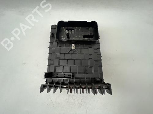 Fuse box SKODA YETI (5L) 2.0 TDI 4x4 | BP39674581E1 - Image 7