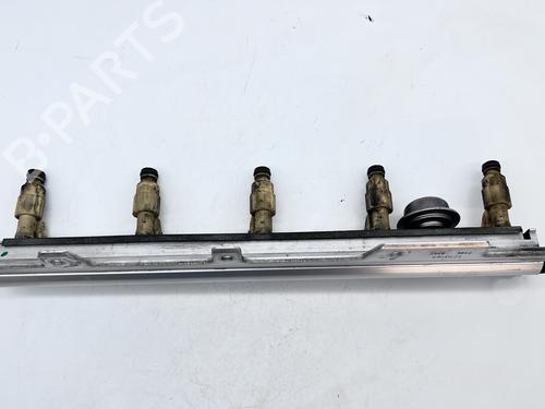 Used Injection rail Injection rail VOLVO C70 I Coupe (872) T-5 (240 hp) 39677976 39677976