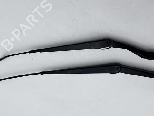 Used Rear windshield wiper arm Rear windshield wiper arm VOLVO XC90 I (275) D5 AWD (163 hp) 39679023 39679023