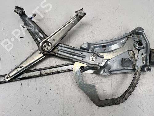 Rudehejsemekanisme ventre foran Rudehejsemekanisme ventre foran BMW Z3 Roadster (E36) 1.8 i (116 hp) 39683182 39683182
