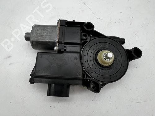 Left rear window motor VW EOS (1F7, 1F8) 1.4 TSI | BP39682854E23 - Image 3