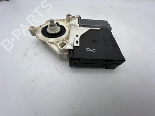 Right front window motor AUDI A4 B5 Avant (8D5) 2.4 | BP39683028E20 - Image 3