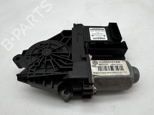 Left front window motor VW GOLF VI (5K1) 1.6 | BP39674304E21 - Image 4