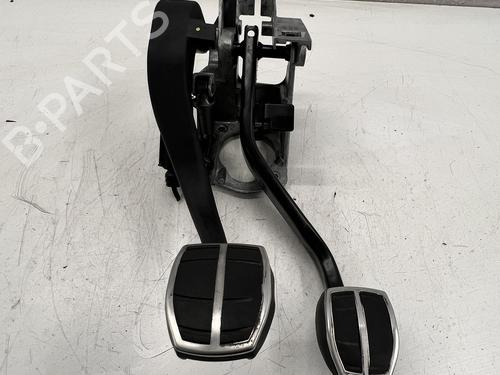 Pedal Pedal BMW 1 (E87) 118 d (143 hp) 39673016 39673016