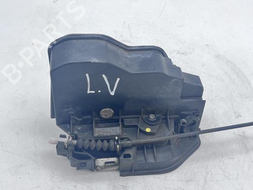Venstre fortil lås Venstre fortil lås BMW 7 (E65, E66, E67) 730 d (218 hp) 39682878 39682878