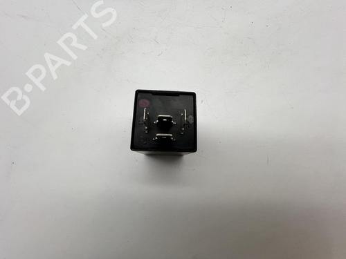 Elektronisk sensor Elektronisk sensor RENAULT 25 (B29_) 2.7 V6 Injection (B298) (141 hp) 39674769 39674769