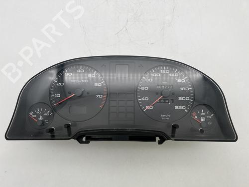 Used Instrument cluster Instrument cluster AUDI 80 B3 Saloon (893, 894, 8A2) 1.8 S (90 hp) 39883302 39883302
