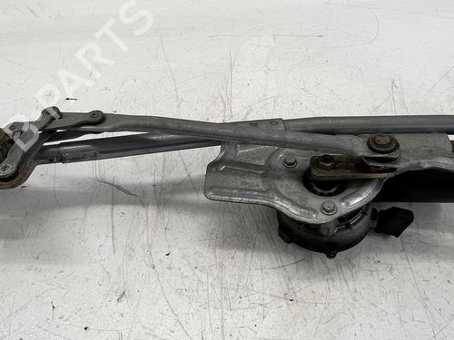 front-wipers-mechanism-bmw-5-e39-1995-1996-1997-1998-1999-2000-2001-2002-2003-39670863 main image
