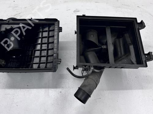 Air filter box VW GOLF IV Cabriolet (1E7) 2.0 | BP39677708M87 - Image 4